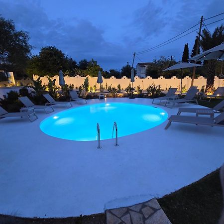 Loadstar Rooms & Suites Kontokali Ngoại thất bức ảnh