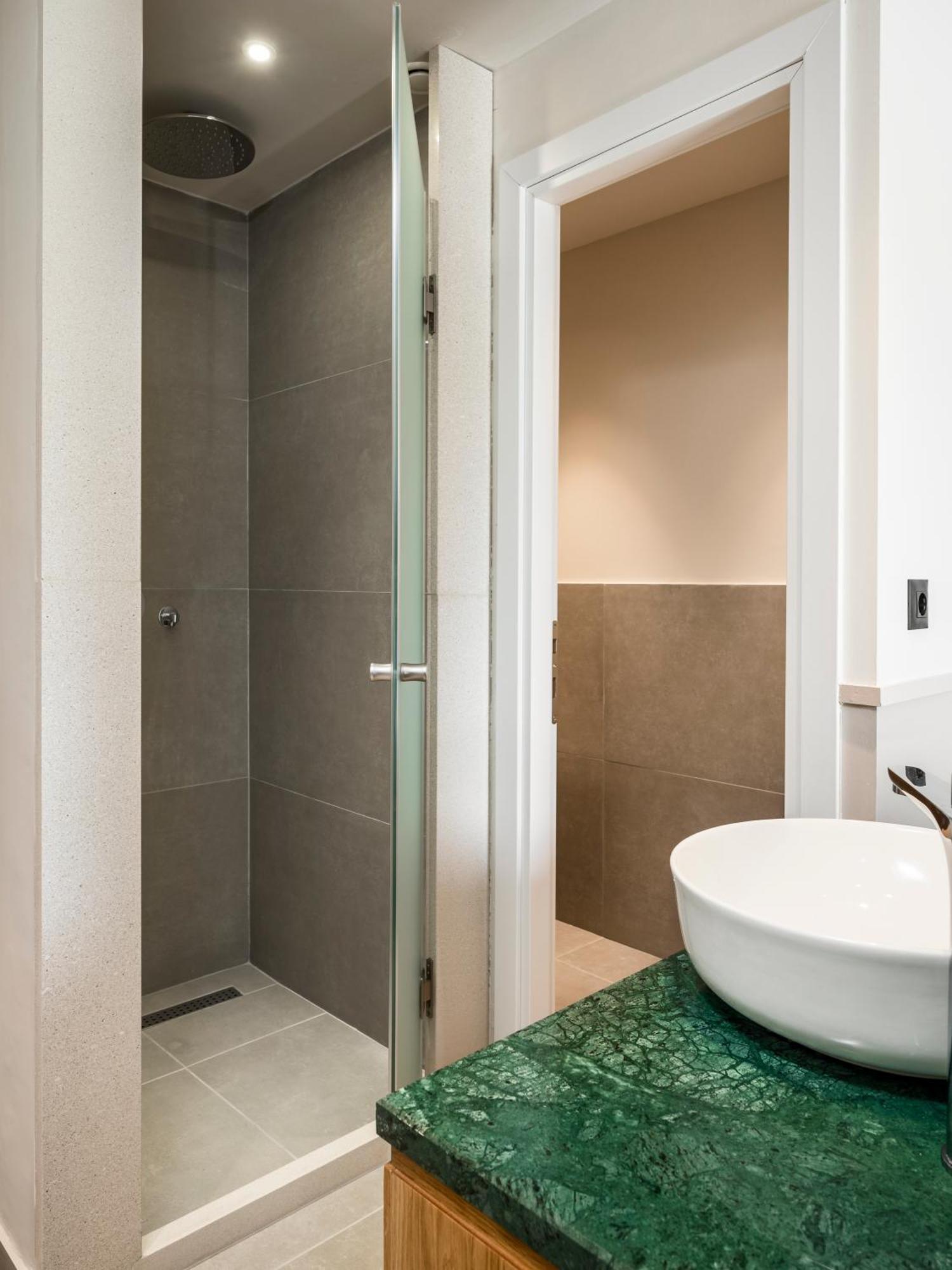 Loadstar Rooms & Suites Kontokali Ngoại thất bức ảnh